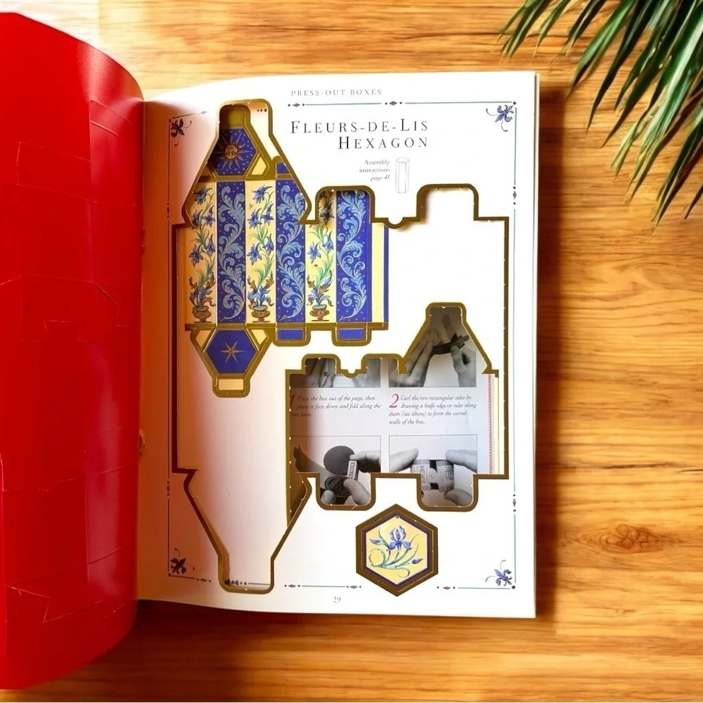 The Decorative Gift Boxes by Jane Thomson - Press-Out Craft Book